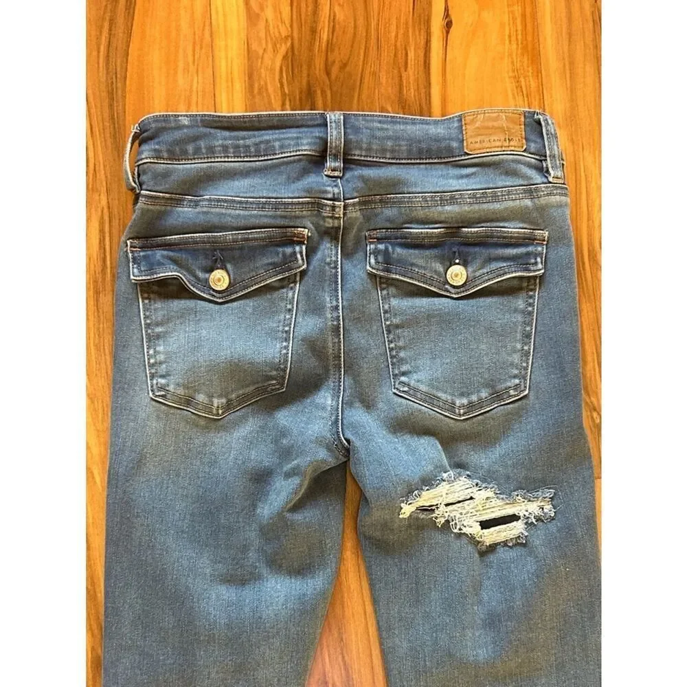 American Eagle Distressed Hi-Rise Jeggings